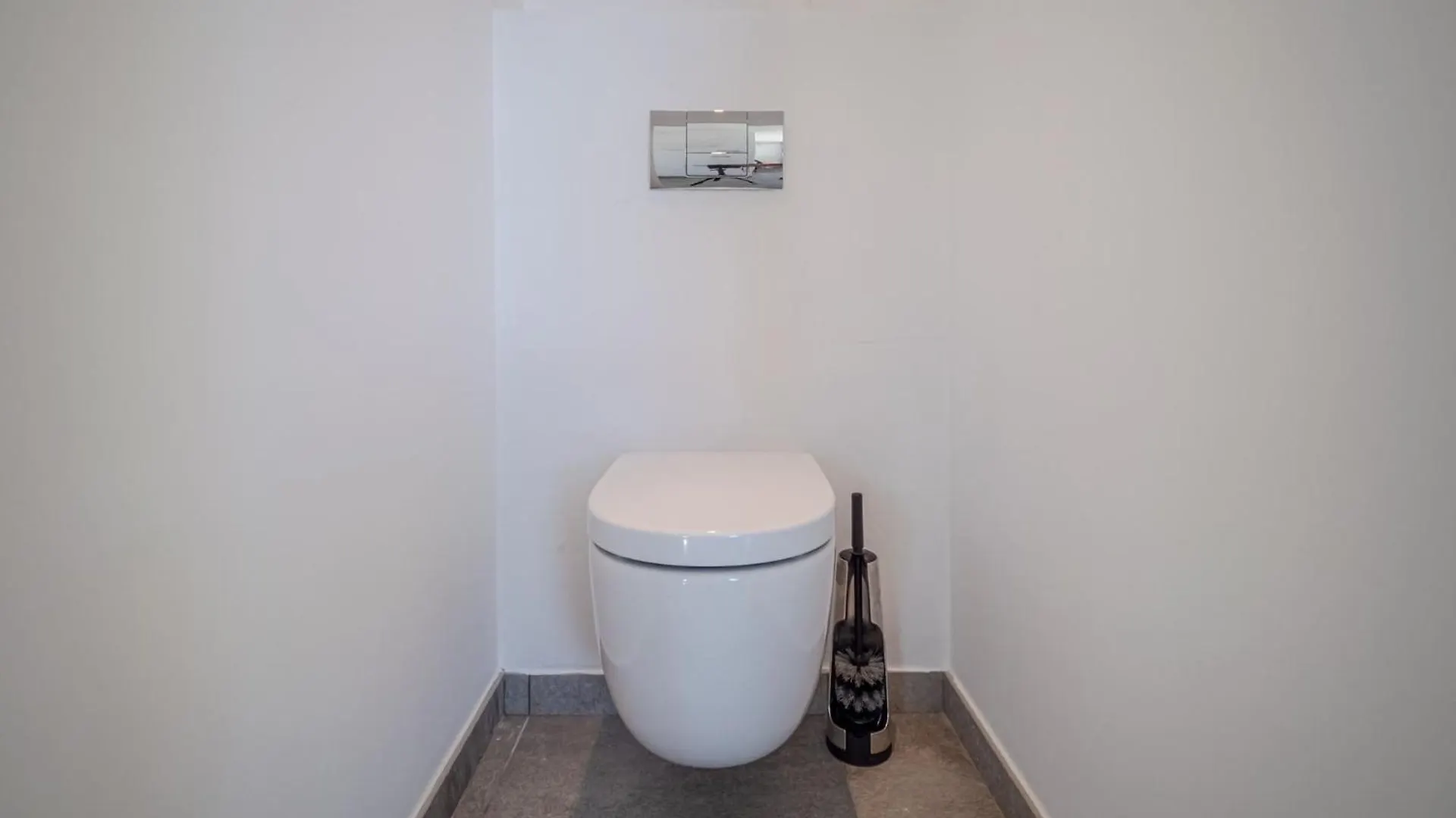 Montjoi Apartment In Roses With Central Heating בית נופש